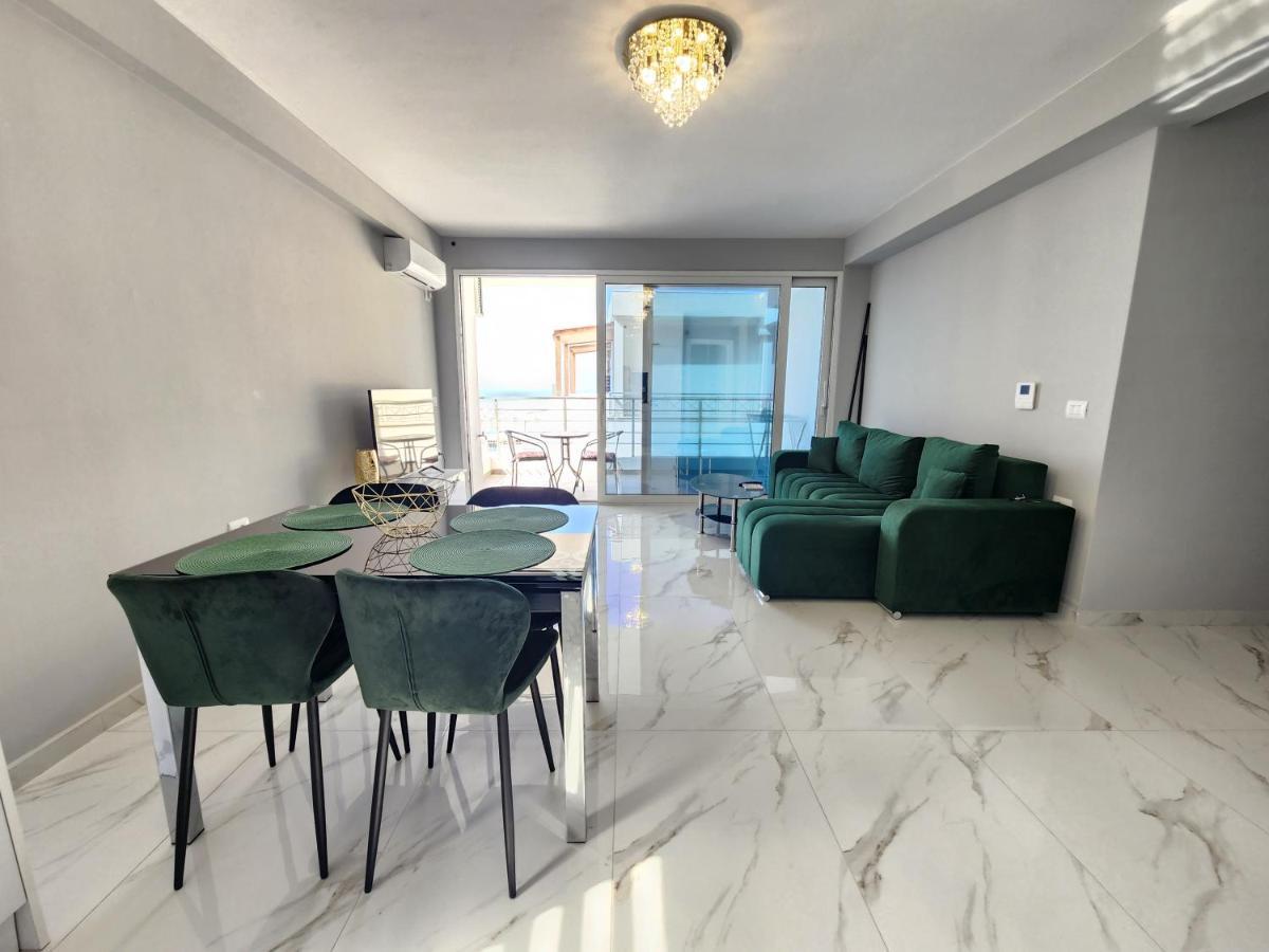 Amazing Sea View Apartment Sarandë エクステリア 写真