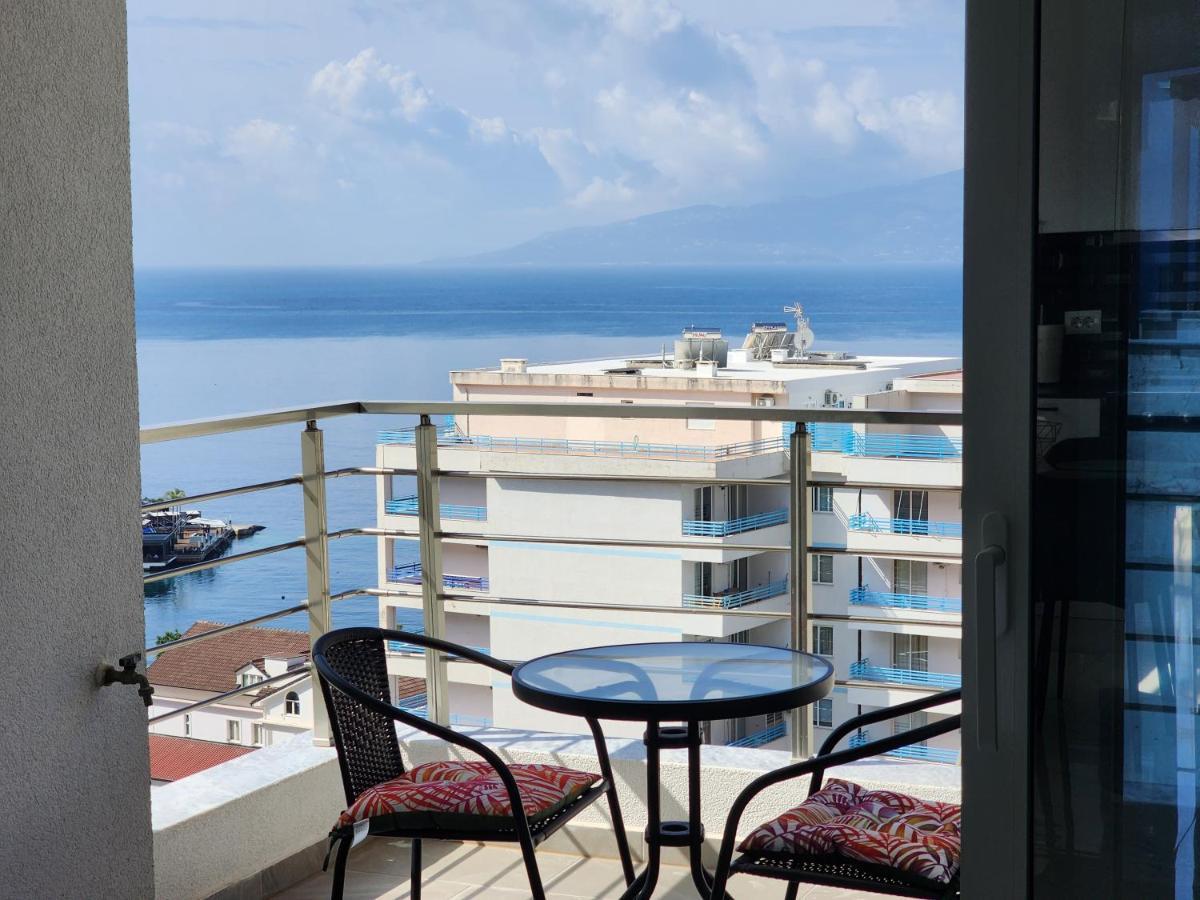 Amazing Sea View Apartment Sarandë エクステリア 写真