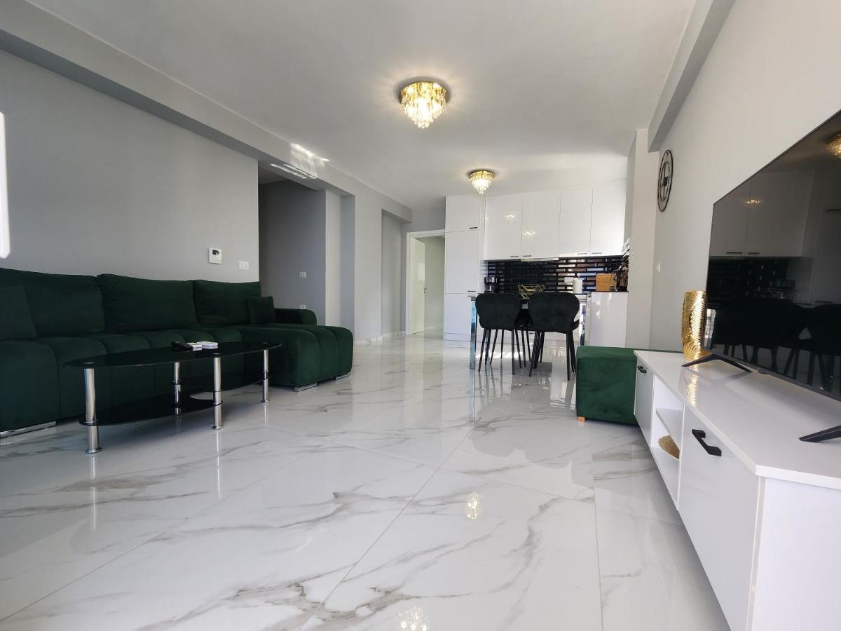 Amazing Sea View Apartment Sarandë エクステリア 写真